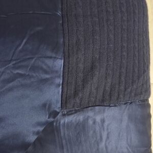 Kumi Kookoon Luxurious Silk and Cashmere Throw Blanket In Indigo